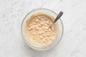 Preparazione Frittelle di farina di castagne con le mele - Fase 2
