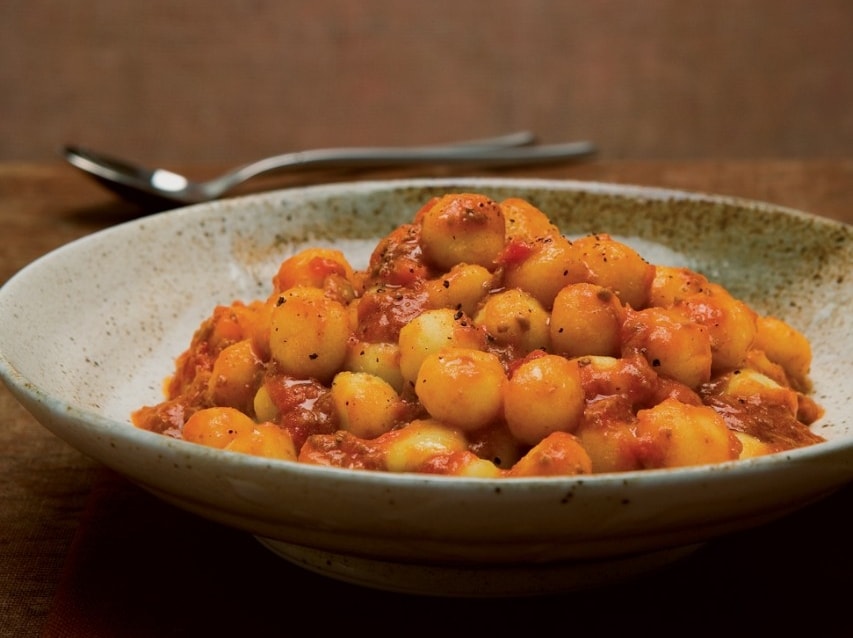 Gnocchi di patate al sugo di coniglio ricetta