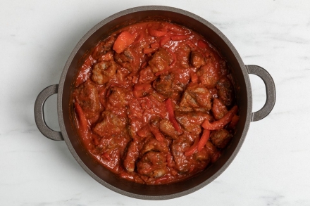 Preparazione Gulasch - Fase 4 Preparazione Gulasch - Fase 4