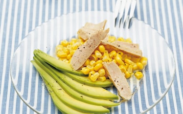 Insalata di mais e tonno