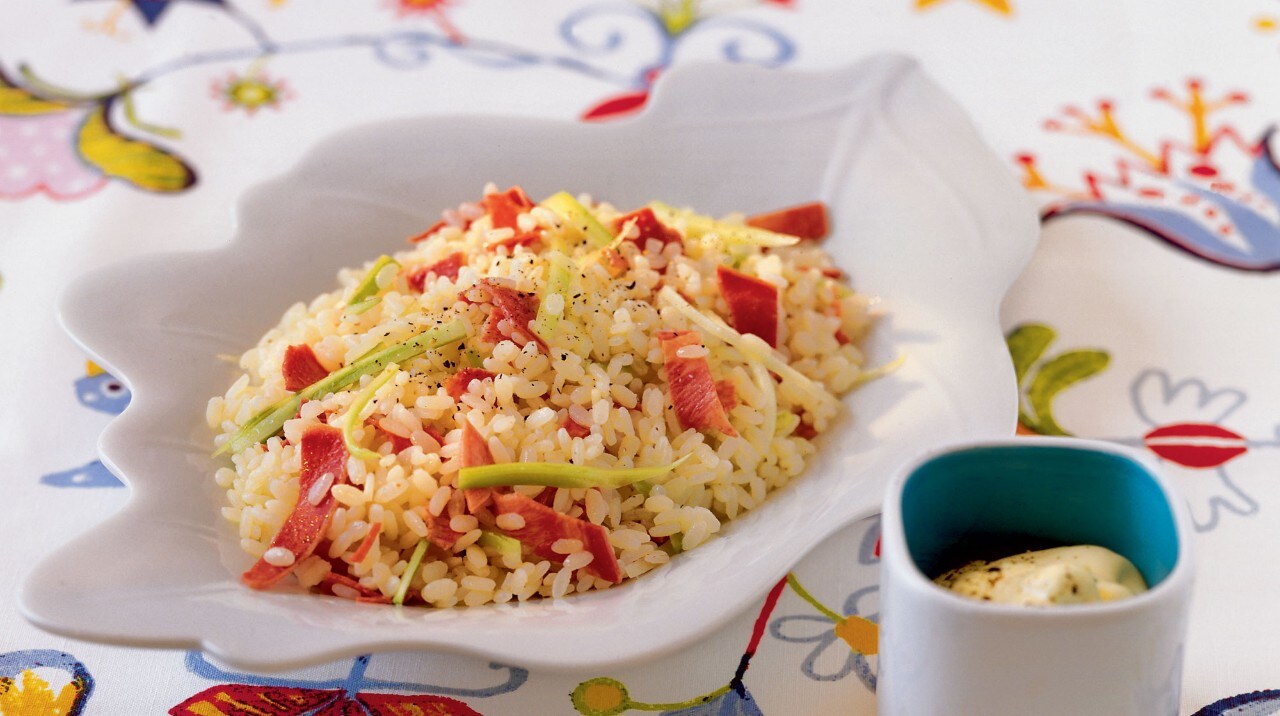 Insalata di riso con lingua salmistrata e sedano ricetta