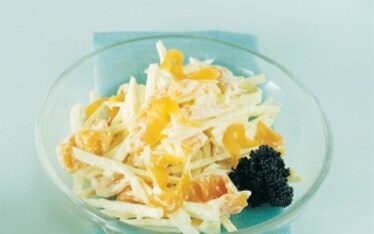 Insalata di sedano e salmone affumicato