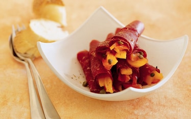 Involtini di bresaola ai peperoni