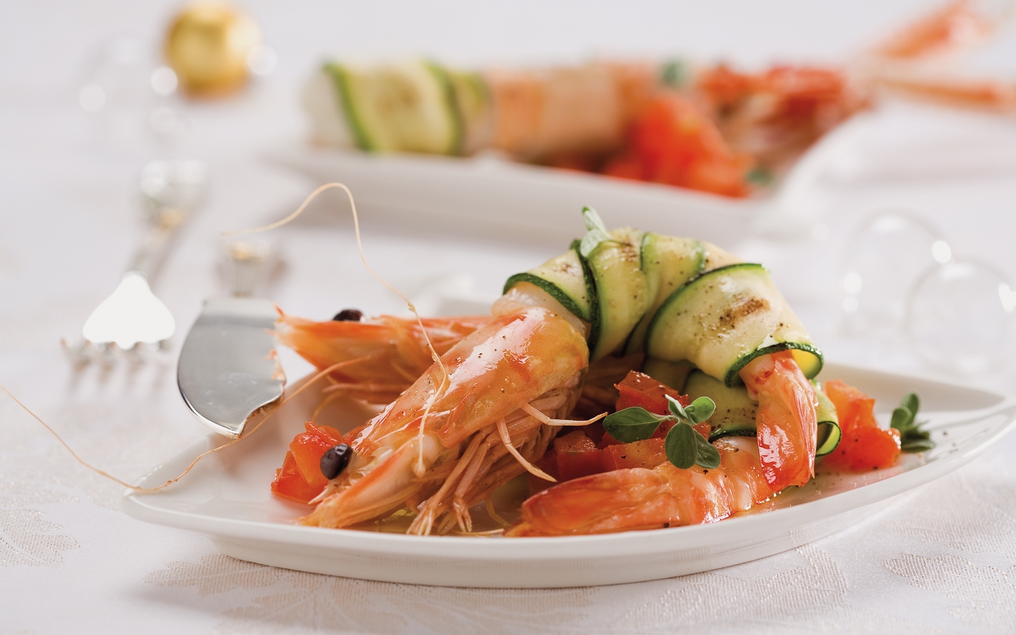 Involtini di zucchine con scampi e gamberi Involtini di zucchine con scampi e gamberi