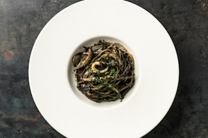 Preparazione Linguine al nero di seppia - Fase 4