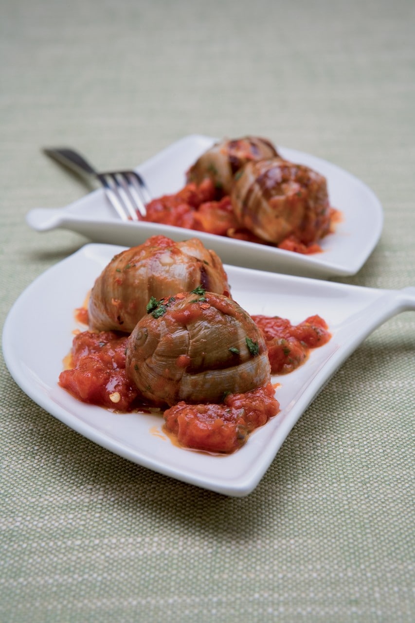 Lumache al pomodoro ricetta