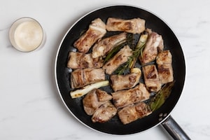 Preparazione Costine di maiale in padella - Fase 2