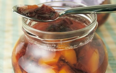 Confettura di pesche e prugne selvatiche