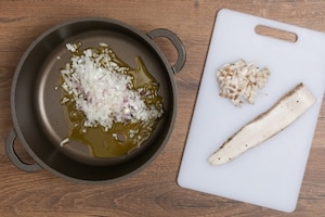 Preparazione Minestrone saporito di fave - Fase 1
