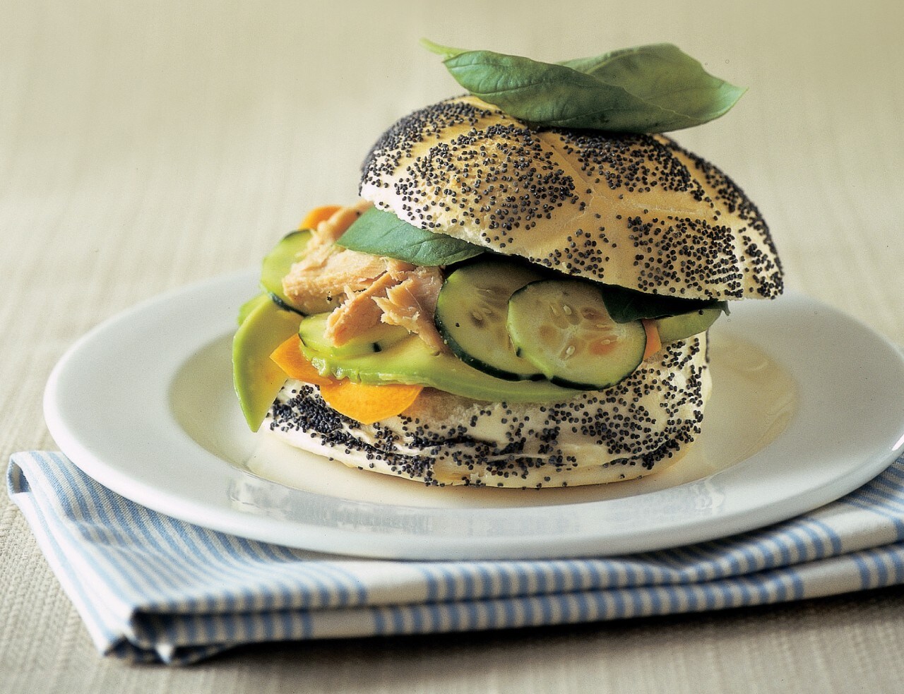 Pane ripieno al tonno ricetta