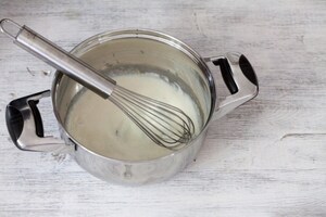 Preparazione Panna cotta senza colla di pesce - Fase 2