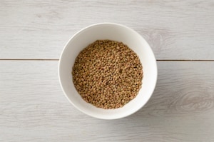 Preparazione Penne con lenticchie e ragù di verdure - Fase 1