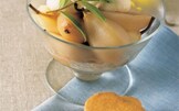 Pere cotte con gelato al Marsala e biscotti