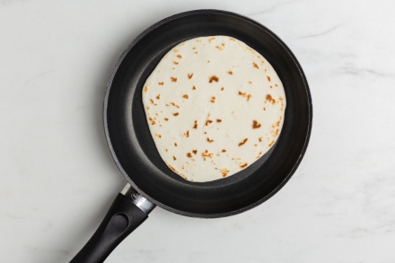 Preparazione Piadina romagnola - Fase 3 Preparazione Piadina romagnola - Fase 3