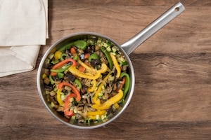 Preparazione Pizza ripiena di verdure - Fase 2