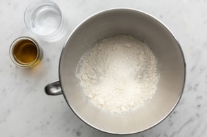 Preparazione Pizza di scarola - Fase 1