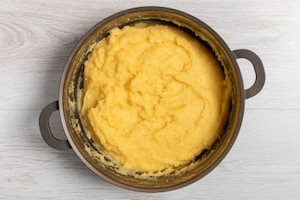 Preparazione Polenta pasticciata con sugo finto - Fase 2