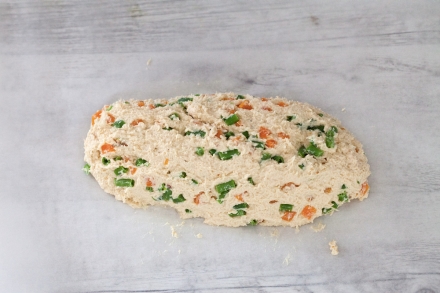 Preparazione Polpettone di pollo e verdure - Fase 2 Preparazione Polpettone di pollo e verdure - Fase 2