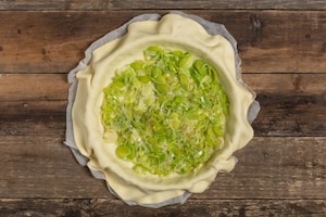 Preparazione Quiche al salmone e porri - Fase 2