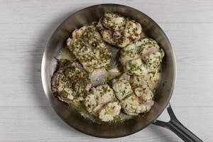 Preparazione Rana pescatrice al sugo di pomodoro - Fase 2