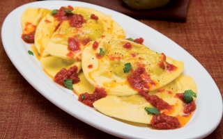 Ravioli con ripieno di patate Ravioli con ripieno di patate