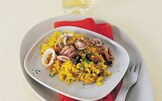 Riso integrale allo zafferano e frutti di mare