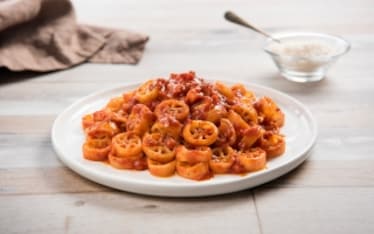 Ruote al sugo di salsiccia