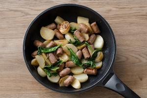 Preparazione Salsiccia e rape in padella - Fase 3