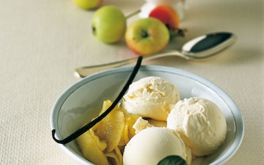 Semifreddo di mele alla vaniglia