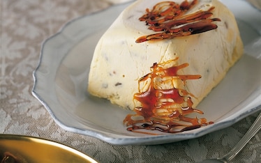 Semifreddo alle uvette e pinoli