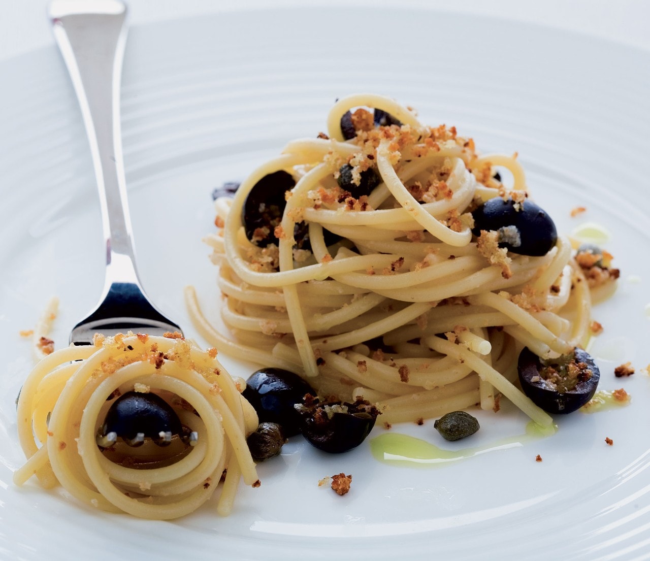 Spaghetti alla mollica dorata ricetta