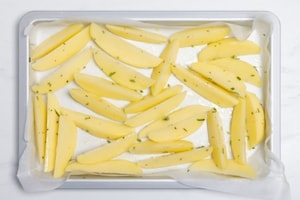 Preparazione Spigola al forno con patate - Fase 2