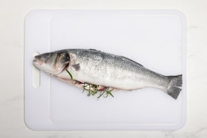 Preparazione Spigola al forno con patate - Fase 3