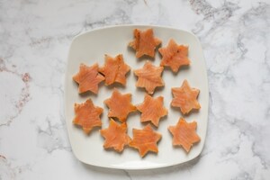 Preparazione Stella cometa al salmone affumicato - Fase 3