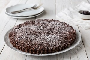 Preparazione Torta di briciole con crema - Fase 5