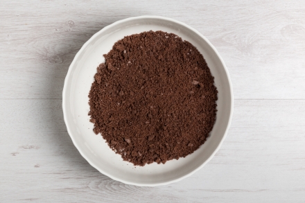 Preparazione Torta di briciole con crema - Fase 3 Preparazione Torta di briciole con crema - Fase 3