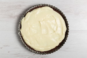 Preparazione Torta di briciole con crema - Fase 4