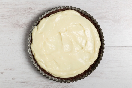 Preparazione Torta di briciole con crema - Fase 4 Preparazione Torta di briciole con crema - Fase 4