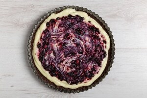 Preparazione Torta di briciole con crema - Fase 4