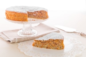 Preparazione Torta di carote senza glutine - Fase 3