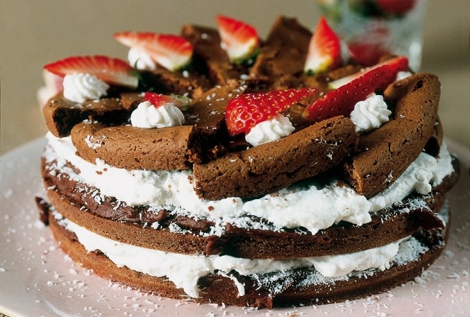 Torta di cioccolato, cocco e panna ricetta