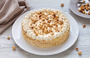 Preparazione Torta di nocciole e crema gianduia - Fase 7