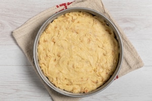 Preparazione Torta di nocciole - Fase 3