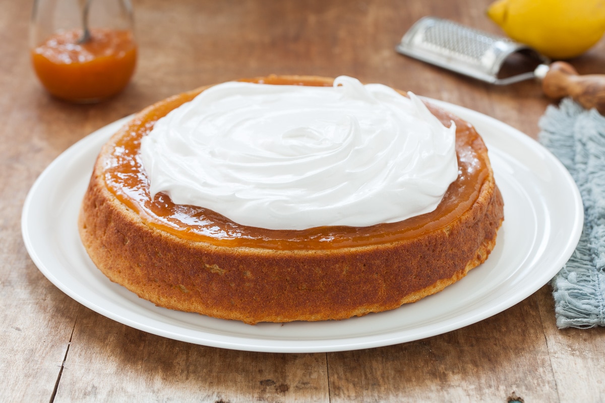 Torta regina con meringa ricetta