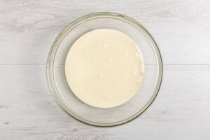 Preparazione Torta di riso agli amaretti - Fase 2