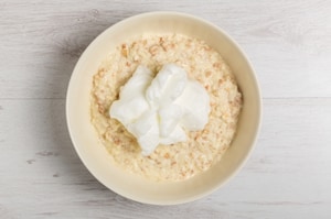 Preparazione Torta di riso agli amaretti - Fase 3