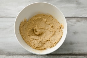 Preparazione Torta rustica di noci e caffè - Fase 2