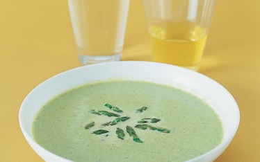 Vellutata di asparagi al mascarpone