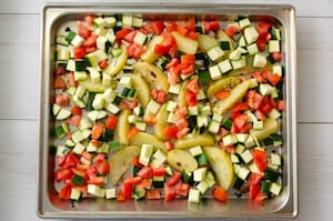 Preparazione Zucchine, patate e pomodori al forno - Fase 2