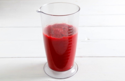 Preparazione Zuppa di barbabietole - Fase 4 Preparazione Zuppa di barbabietole - Fase 4